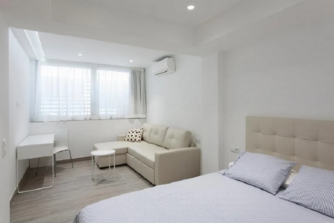 Appartement rénové et meublé 1 chambre à Budapest — photo 2