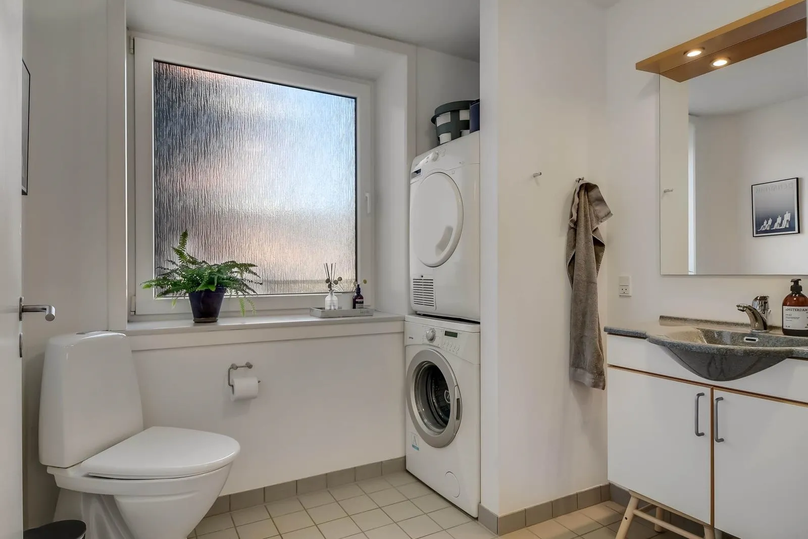 Well-kept apartment with its own parking space - Esbjerg — fotografie 14