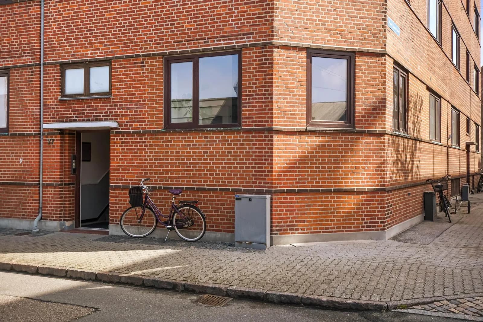 Well-kept apartment with its own parking space - Esbjerg — fotografie 2