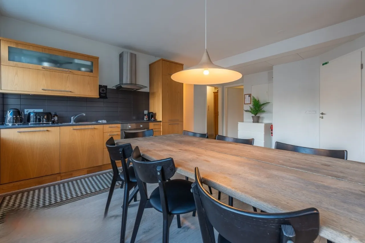 Bright 4 bedroom apartment in the center of Akureyri — снимка 8